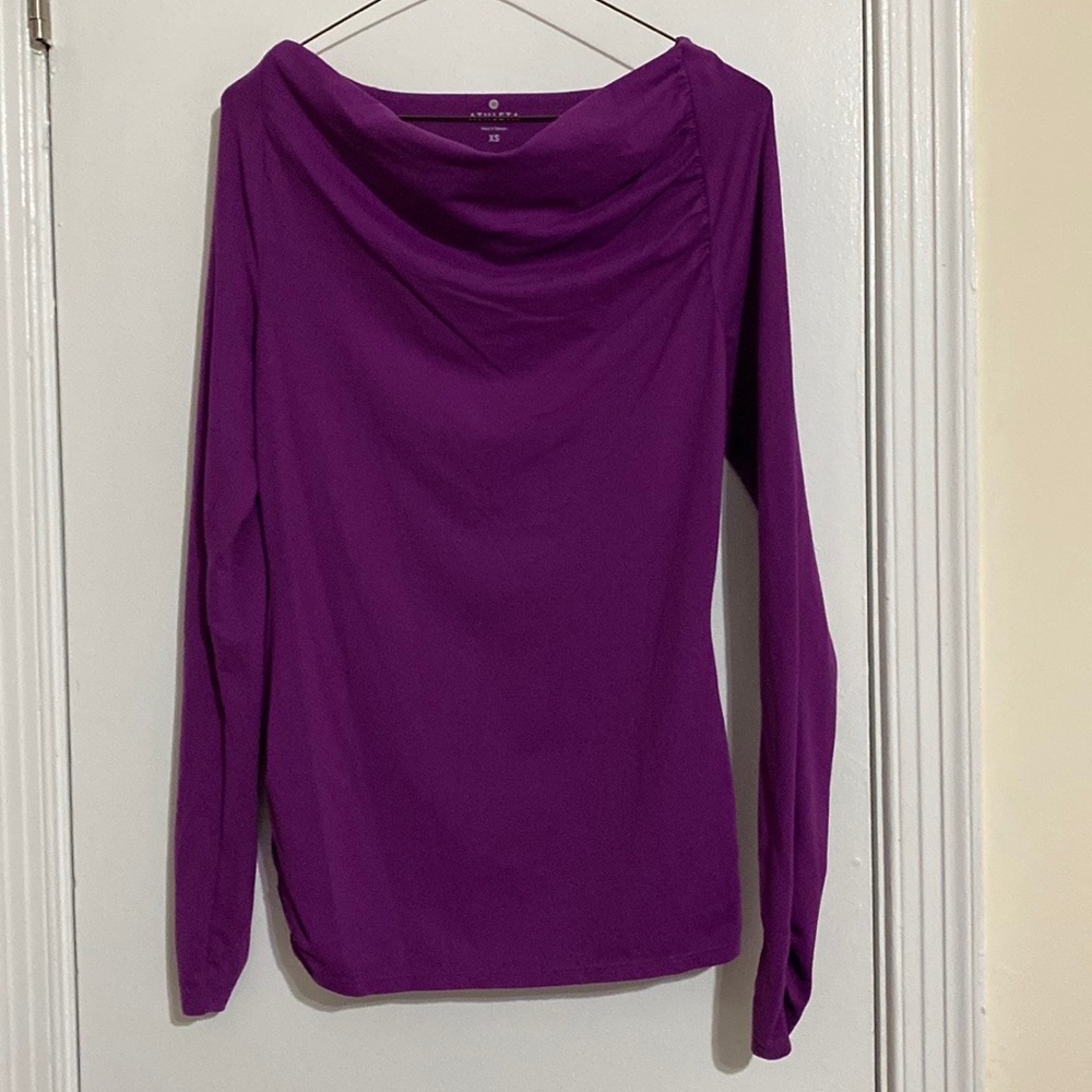 Athleta long sleeve tops